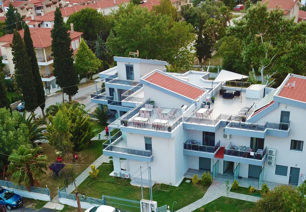 Nikiti Holidays Exterior photo